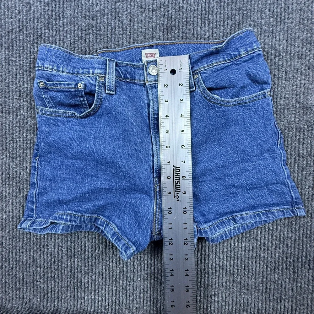 Levis Womens High Waisted Denim Shorts Blue Medium Wash Size 30 Z4519